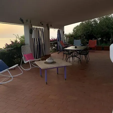 Tra Mare E Cielo Tatil Evi *