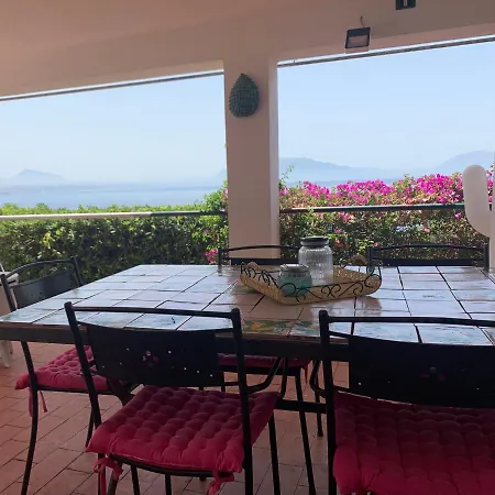Tra Mare E Cielo Ferienhaus
