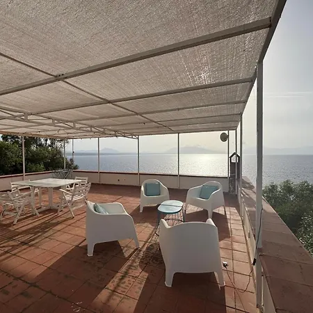 Tra Mare E Cielo Tatil Evi